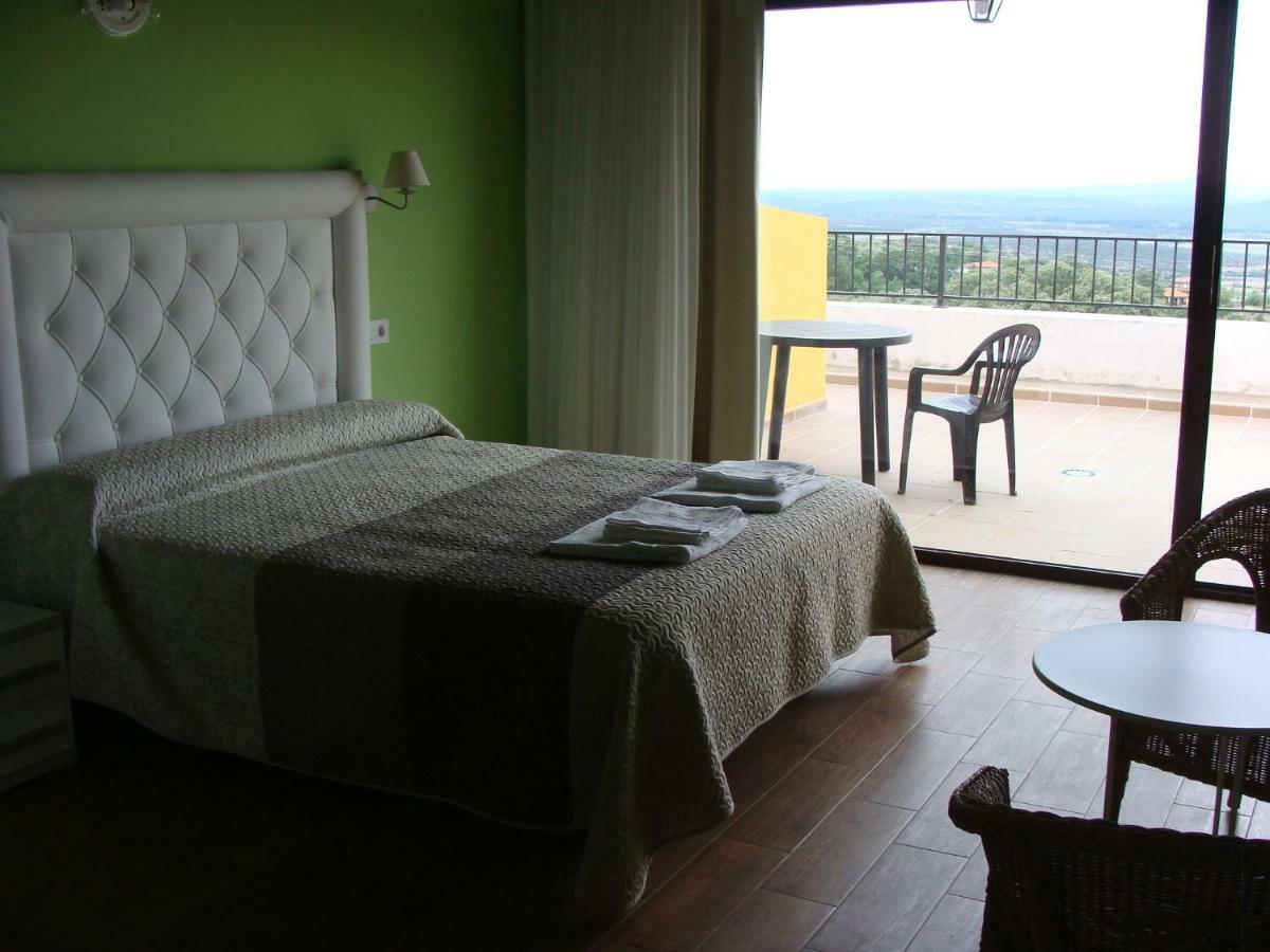 Apartamentos Rurales Manolo Casas del Monte Exterior photo